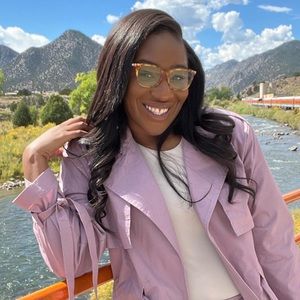 Meet your Posher, Adreeahna
